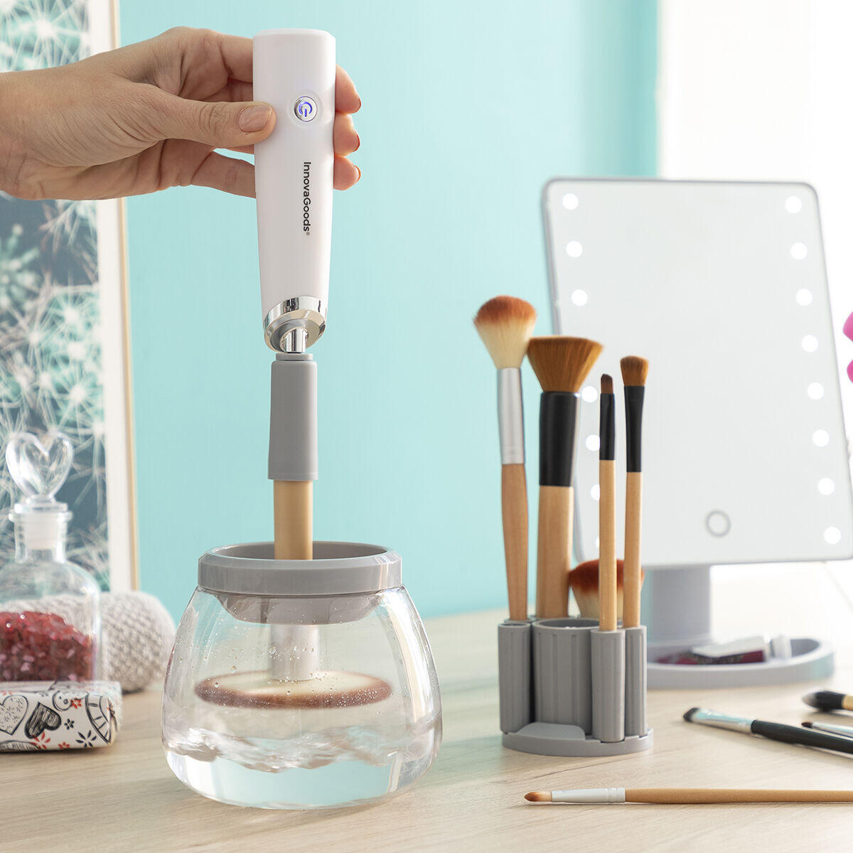 Limpador e Secador Automático de Brochas de Maquiagem Maklin